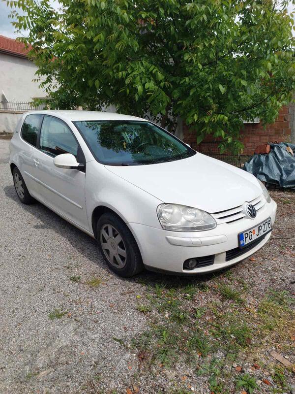 Volkswagen - Golf 5 - 1.9 TDI