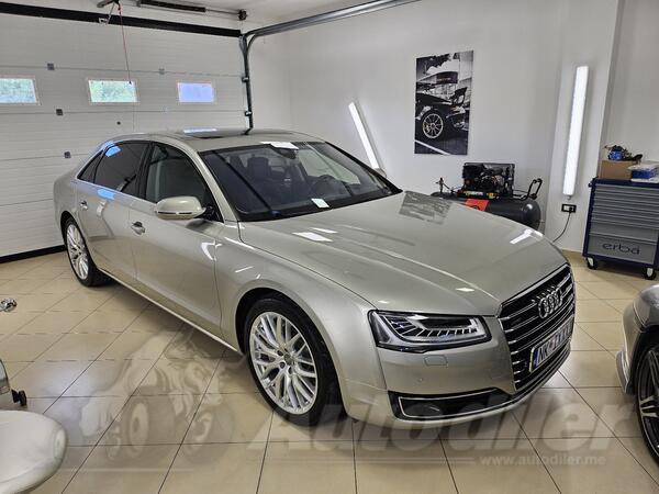 Audi - A8 - 3.0