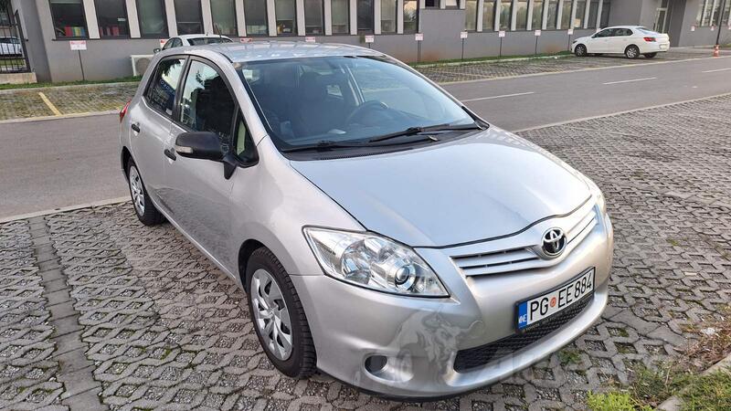 Toyota - Auris - 1.4 EFELMOTORS