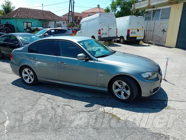 BMW - 320 - 320D