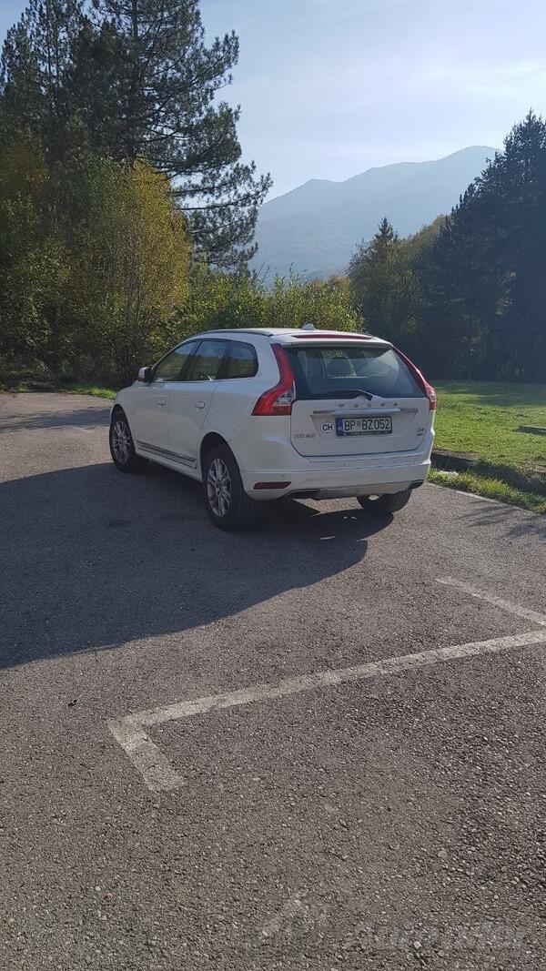 Volvo - XC 60 - 2.4 D4 SUMMUM