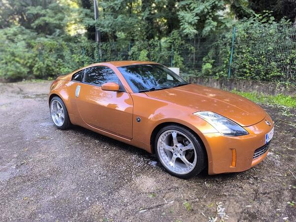 Nissan - 350Z