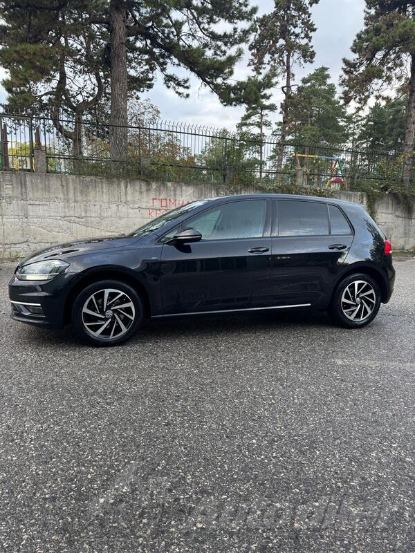 Volkswagen - Golf 7 - 2.0 TDI