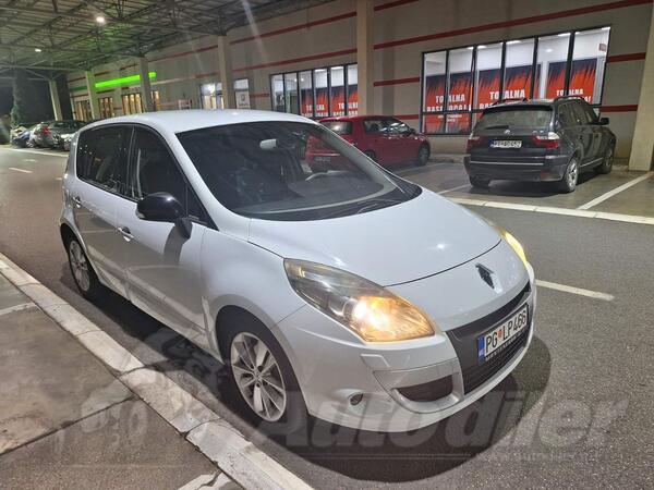 Renault - Scenic - dci