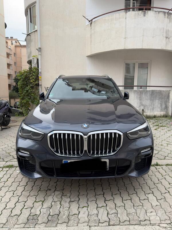 BMW - X5 - 3.0 xdrive M-paket