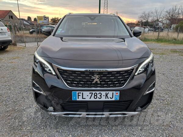 Peugeot - 3008 - 1.2 benzin