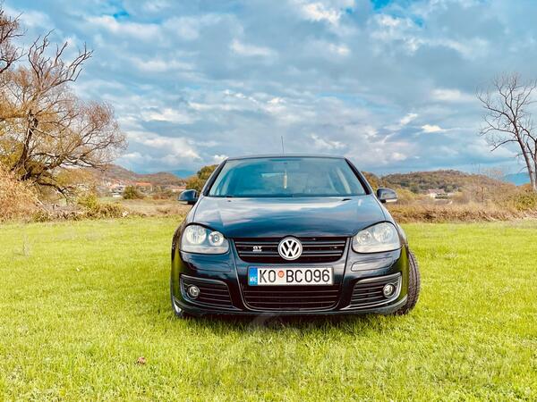 Volkswagen - Golf 5 - 1.9 TDI