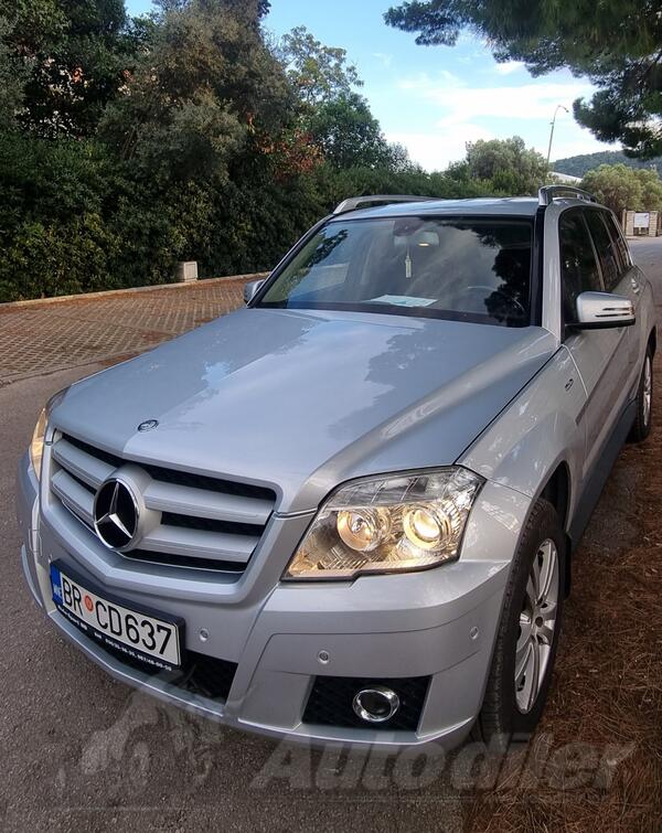 Mercedes Benz - GLK 220 - GLK 220 4MATIC