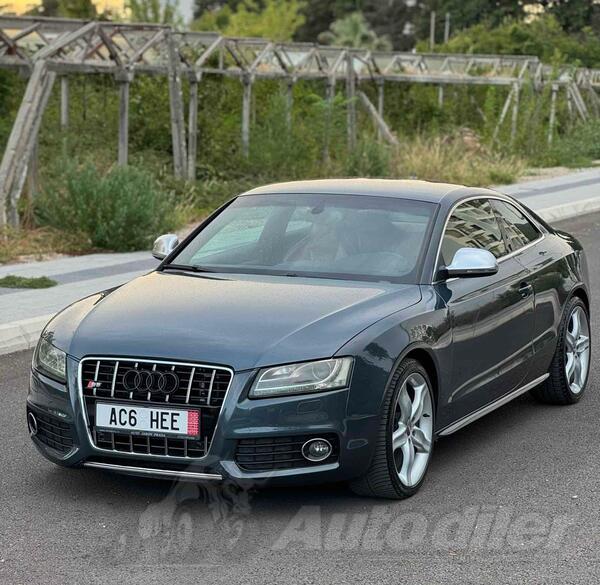 Audi - S5 - 4.2 fsi