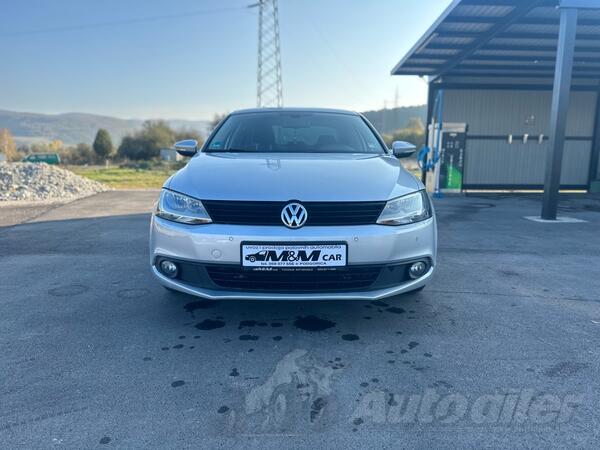 Volkswagen - Jetta - 1.6 TDI