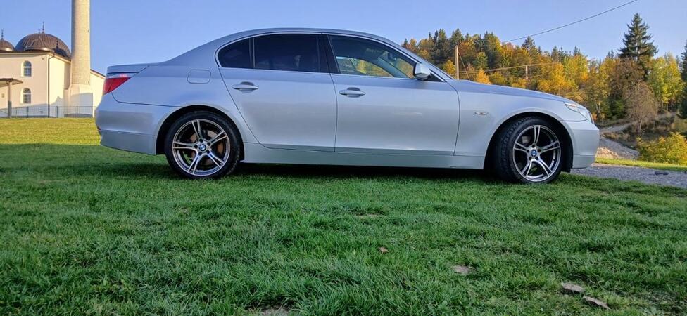 BMW - 520 - 520D