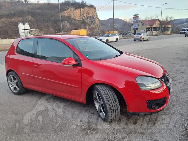 Volkswagen - Golf 5 - 2.0 TDI