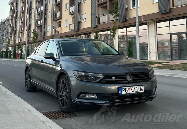 Volkswagen - Passat - 8   1.6   Facelift R Line - Sport Edition