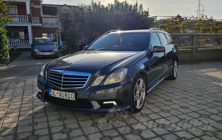 Mercedes Benz - E 350 - E350 4Matic