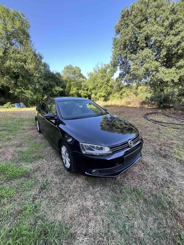 Volkswagen - Jetta - 2.0TDI 103KW