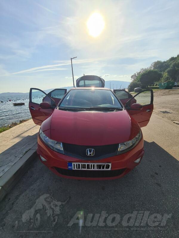 Honda - Civic - 1.4 i-Vtec Sport