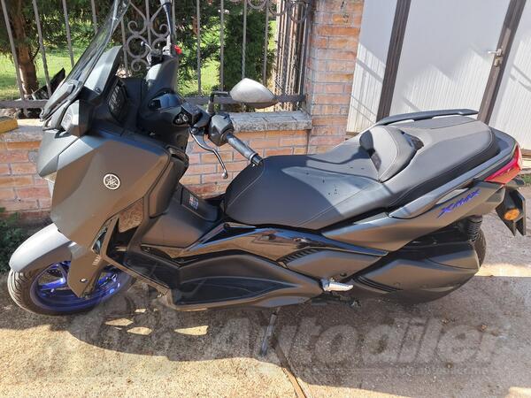 Yamaha - Xmax 300