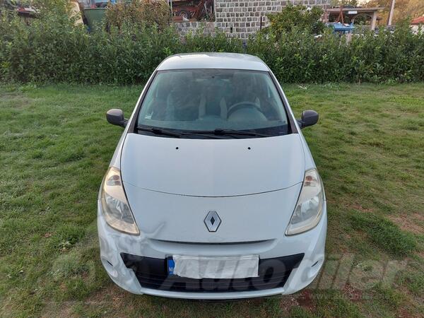 Renault - Clio - 1.5 dci