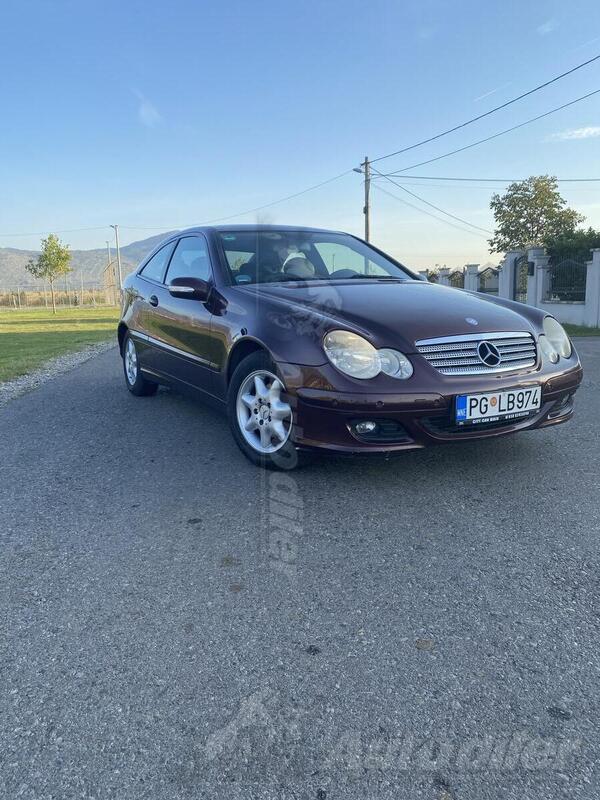 Mercedes Benz - 220 - C 220  CDI