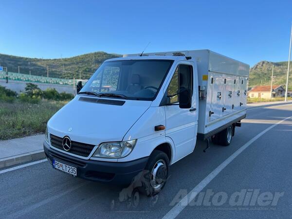 Mercedes Benz - Sprinter