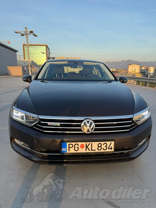 Volkswagen - Passat - 2.0 TDI