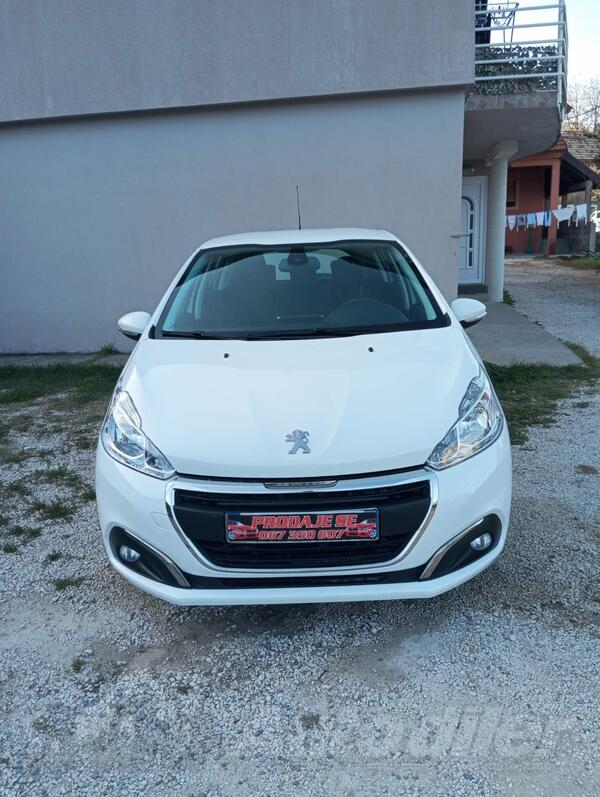 Peugeot - 208 - 1.6 hdi