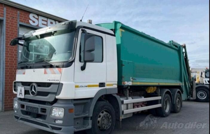 Mercedes Benz - Actros 2536L