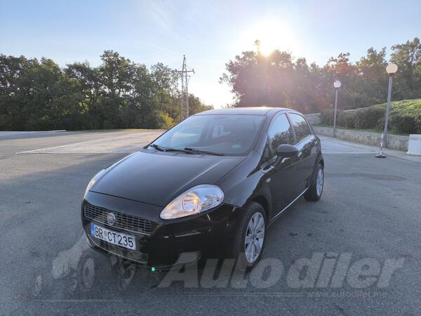 Fiat - Grande Punto - 1,4 benzin