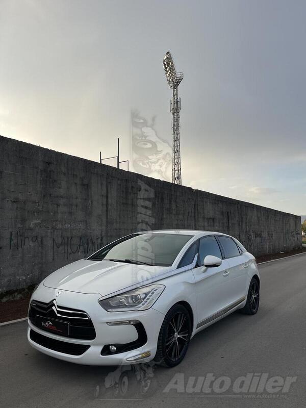 Citroen - DS5 - 1.6 HDI