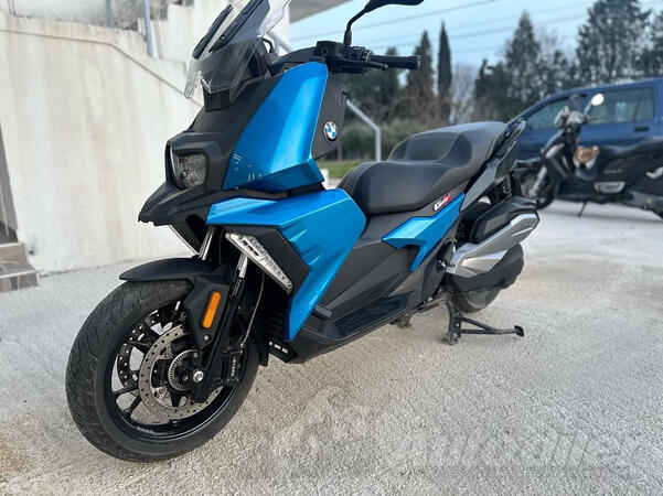 BMW - C400x