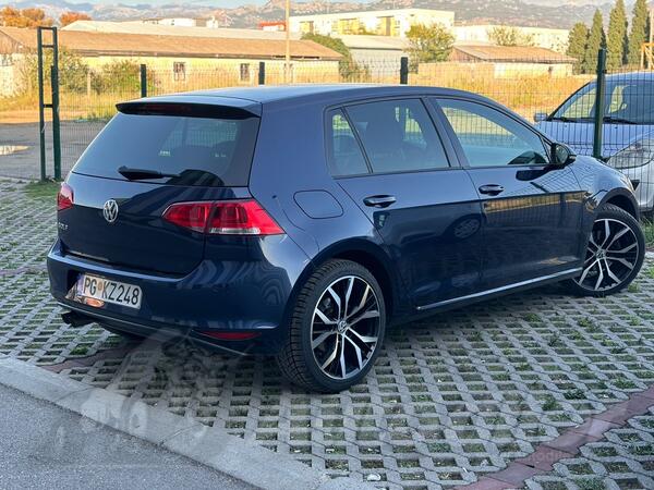 Volkswagen - Golf 7 - 2.0tdi