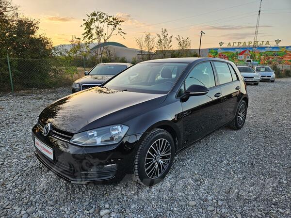 Volkswagen - Golf 7 - 1.6 Tdi