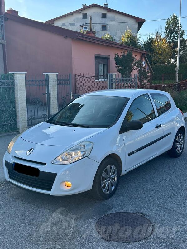 Renault - Clio - 1.5 dci