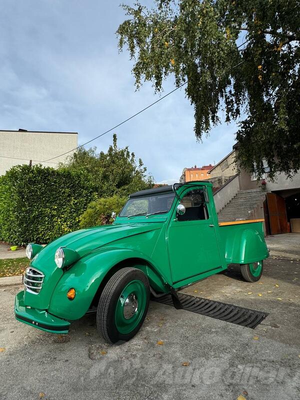 Citroen - 2CV - Spaček