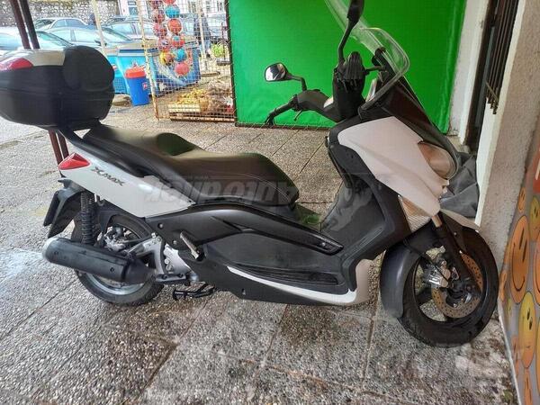 Yamaha - Xmax