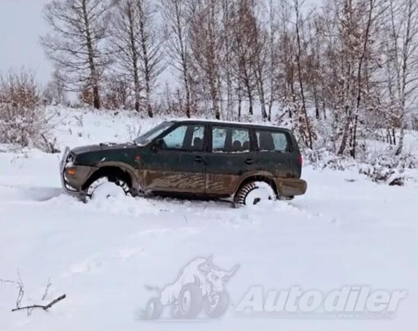 Nissan - Terrano II - 2.7 TDI