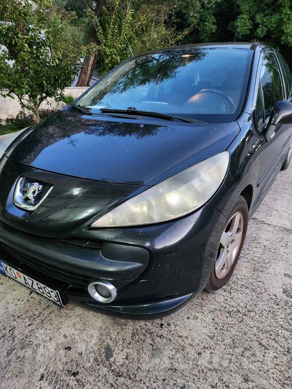 Peugeot - 207 - 1.6Dci