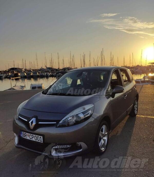 Renault - Scenic - 1.5 DCI