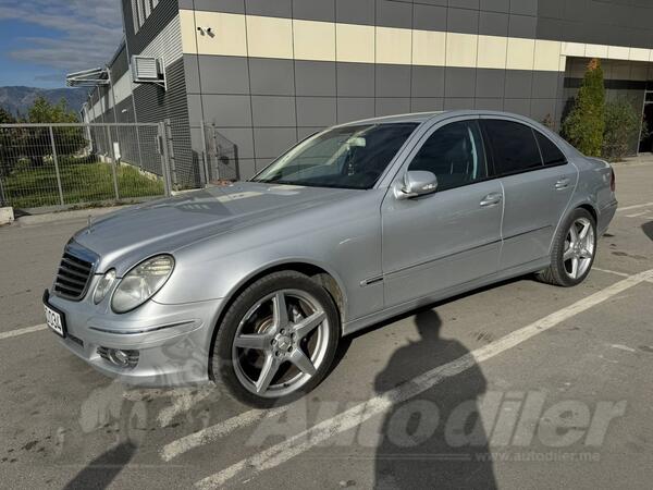 Mercedes Benz - E 320 - 320