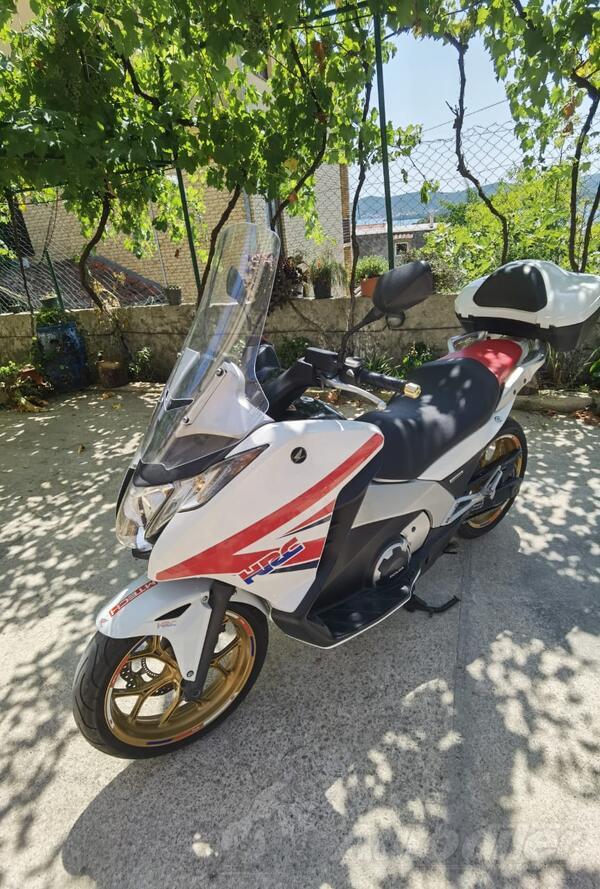 Honda - NC 700D INTEGRA HRC