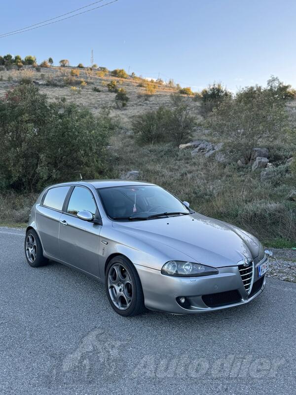 Alfa Romeo - 147 - 1.9 JTDm