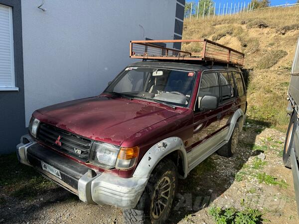 Mitsubishi - Pajero - 3.0