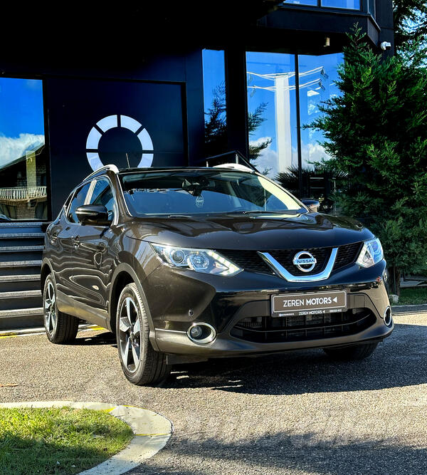 Nissan - Qashqai - 1.6 dCi N-Connecta Automatic