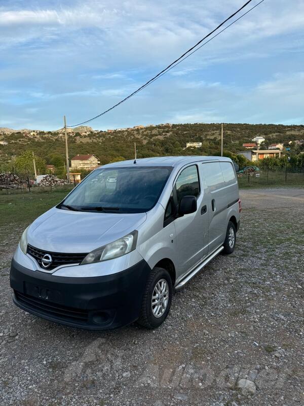 Nissan - Nv200