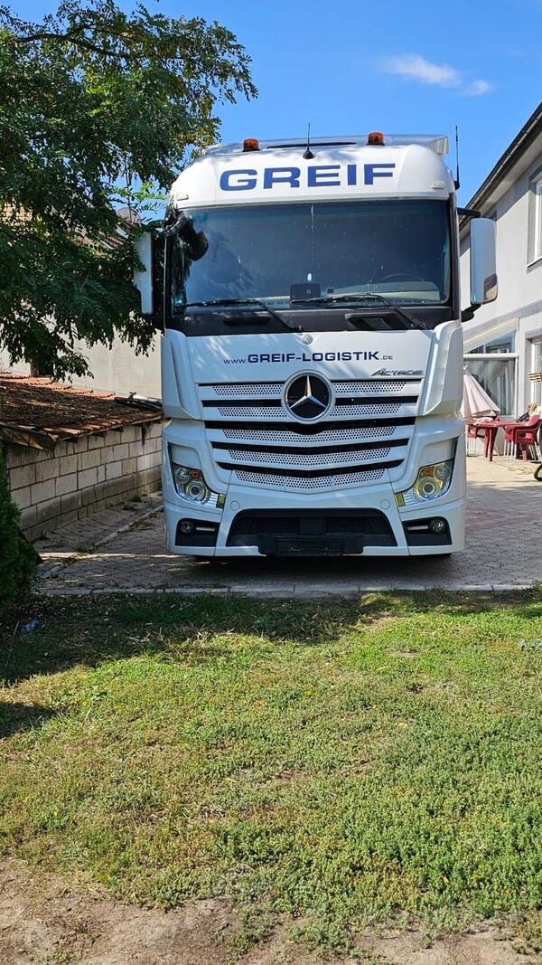 Mercedes Benz - ACTROS 18 42