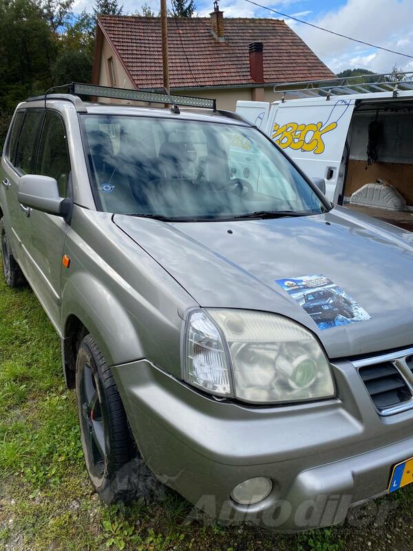 Nissan - X-Trail - 2.2