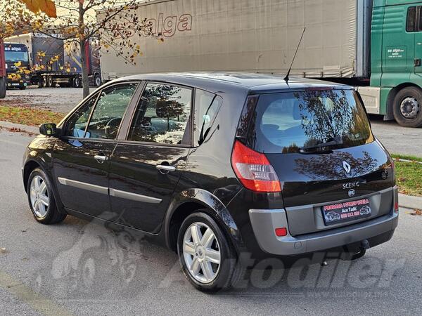 Renault - Scenic - DCI