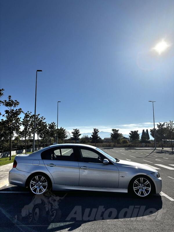 BMW - 320 - 2.0