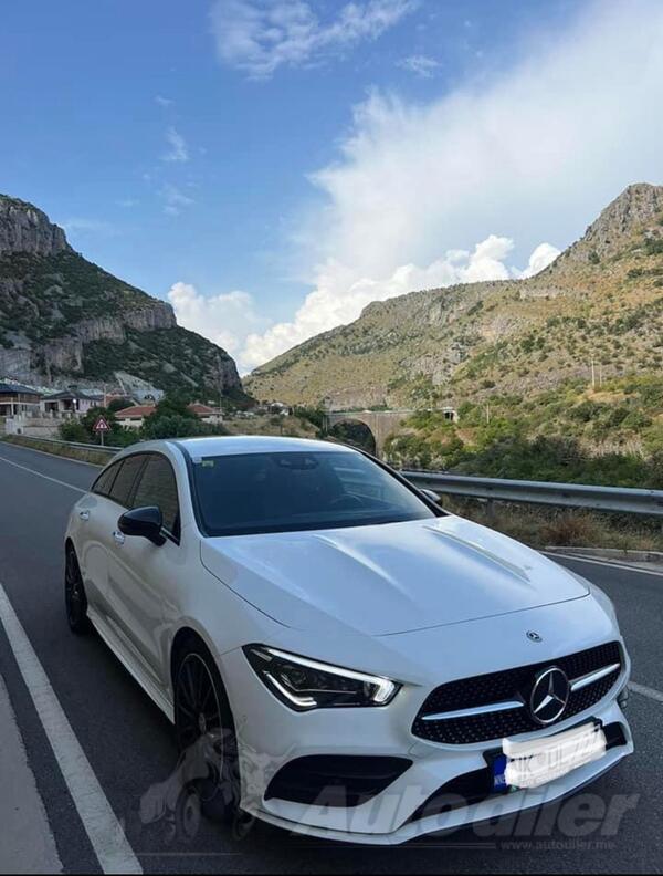 Mercedes Benz - CLA 200