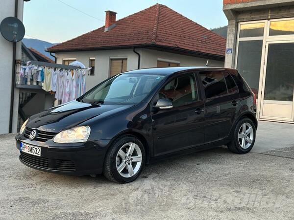 Volkswagen - Golf 5 - 1.9